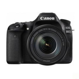 Cámara Canon EOS 80D con lente EF-S 18-135mm IS USM